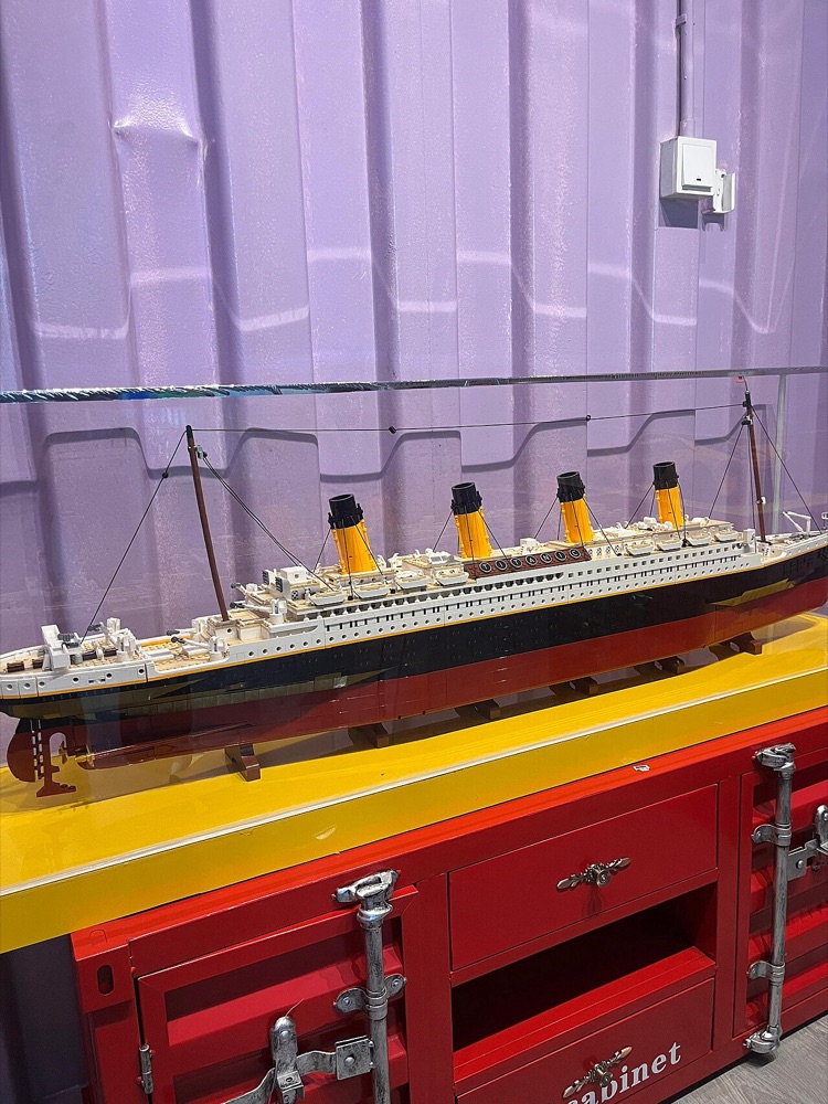 LEGO Icons Titanic 10294
